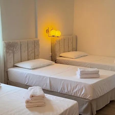 Museum Boutique * 티라나