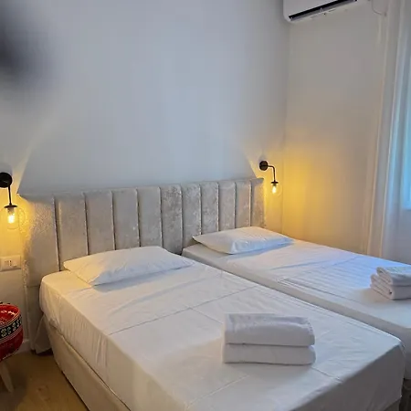 Museum Boutique * 티라나