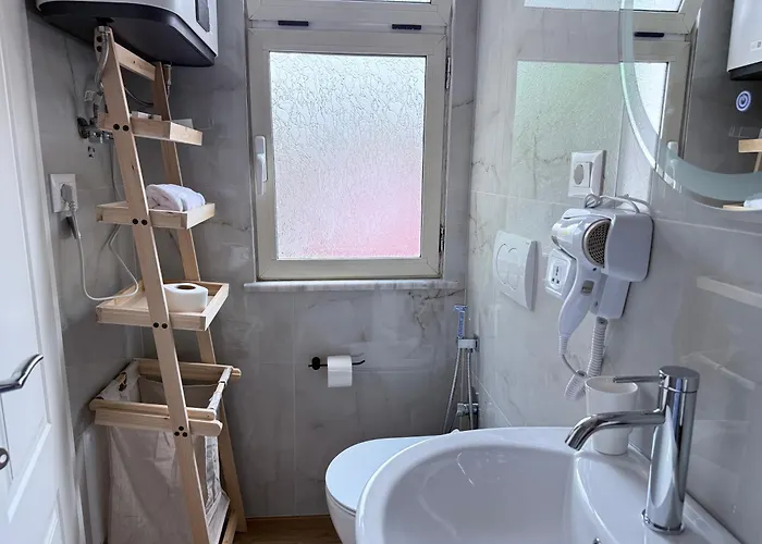 Museum Boutique Szálloda Tirana